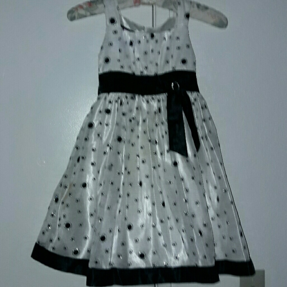 Love by special occasion. Dress